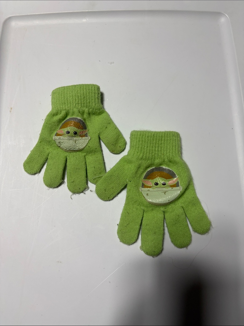 Disney Baby Yoda Gloves - Baby Yoda Style - Toddler Size